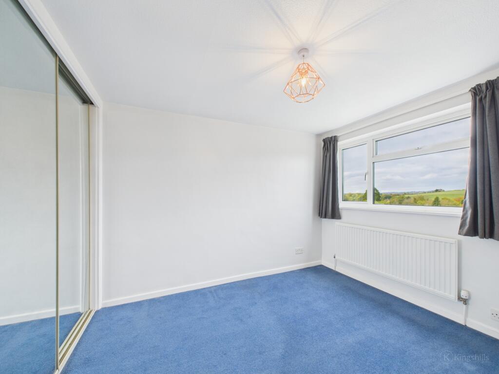 CAM02136G0-PR0482-STILL020