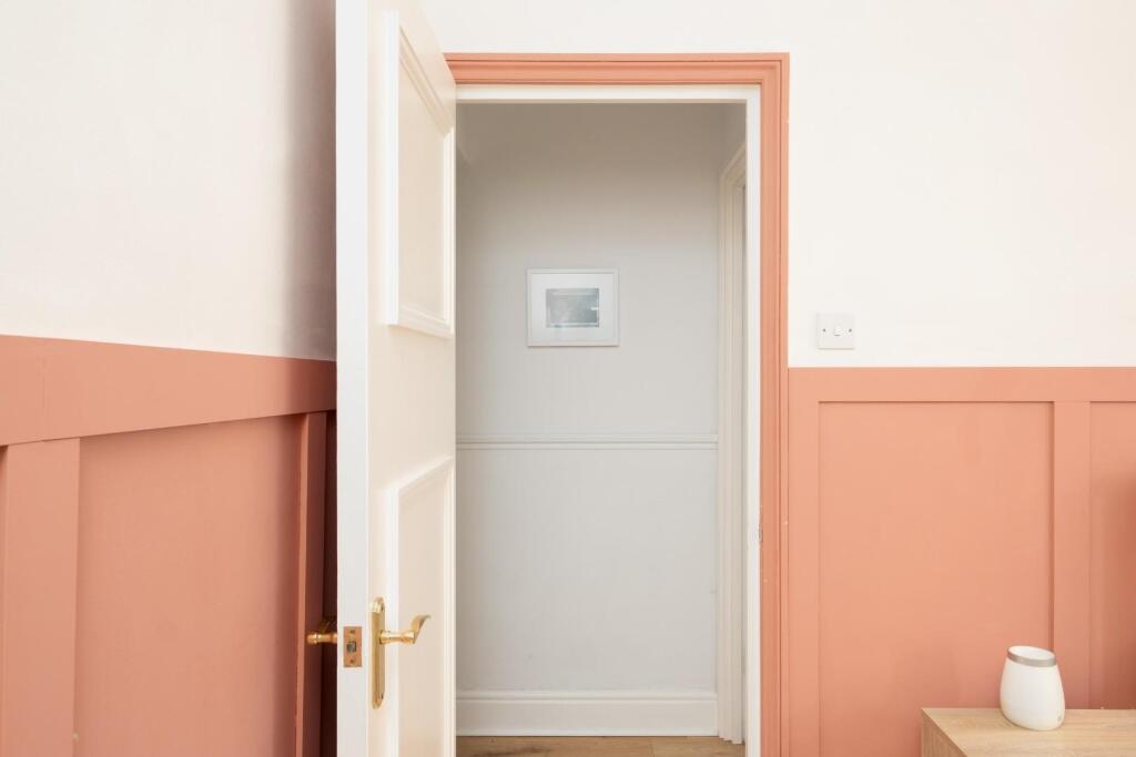 Garden Flat, 7 Cotham Side, BS6--13.jpg