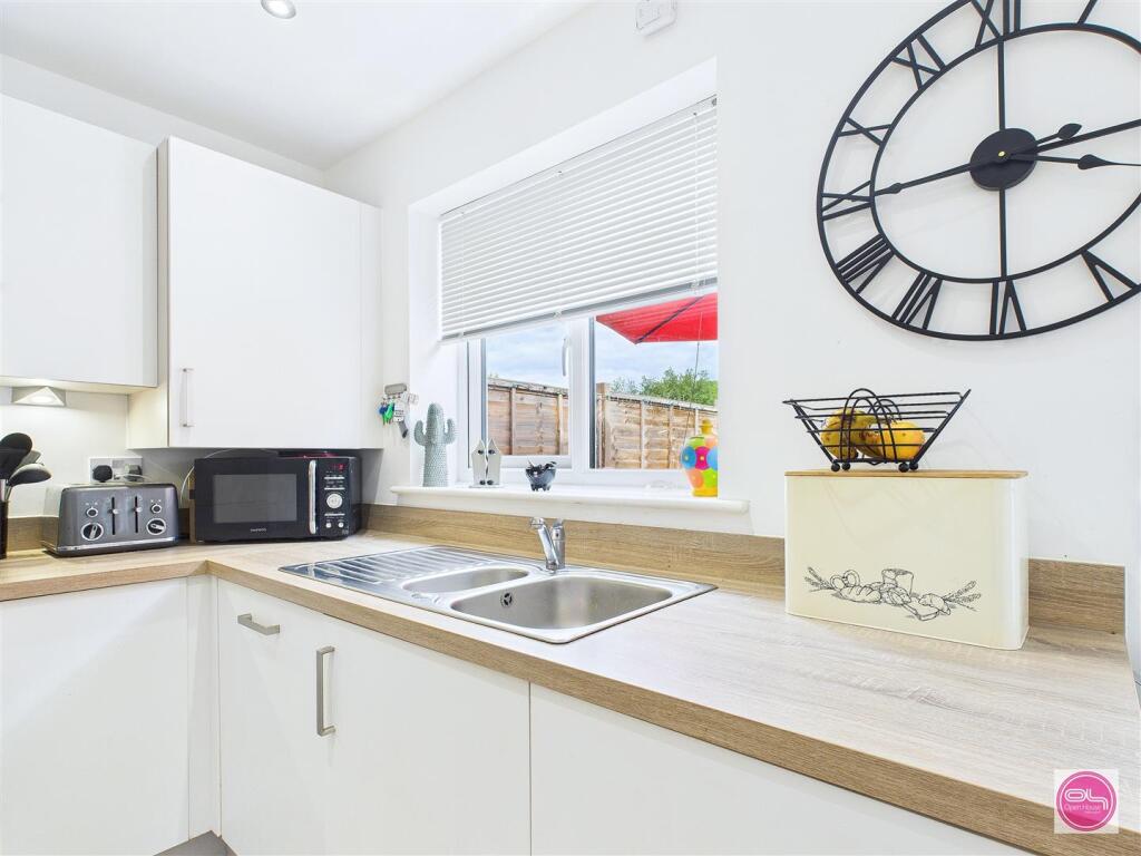 Osprey Drive, Branston (12).jpg