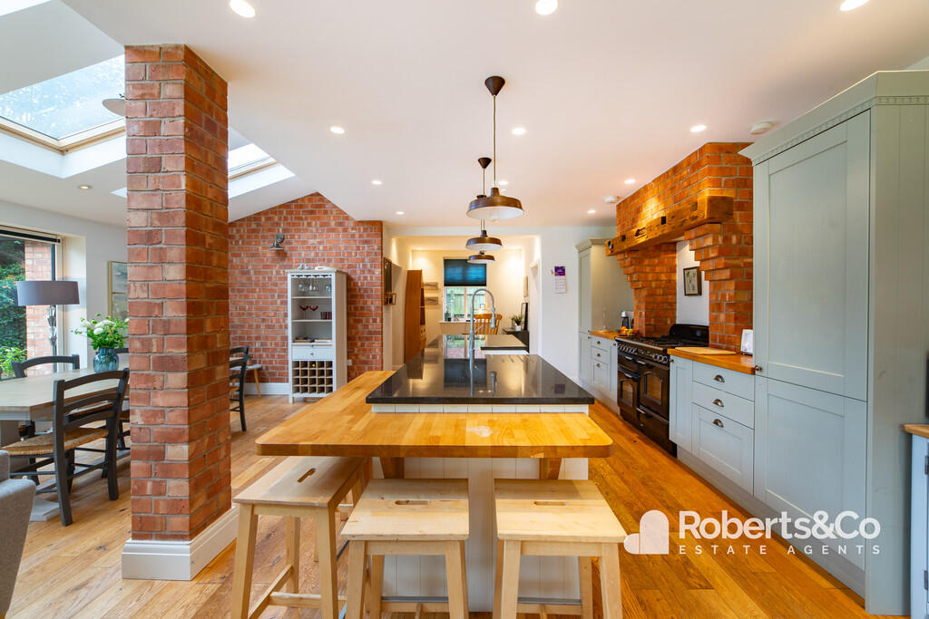 Open Plan Family ...