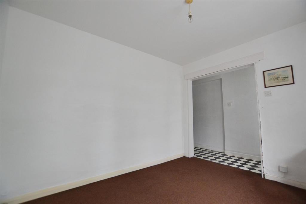 sitting room.JPG