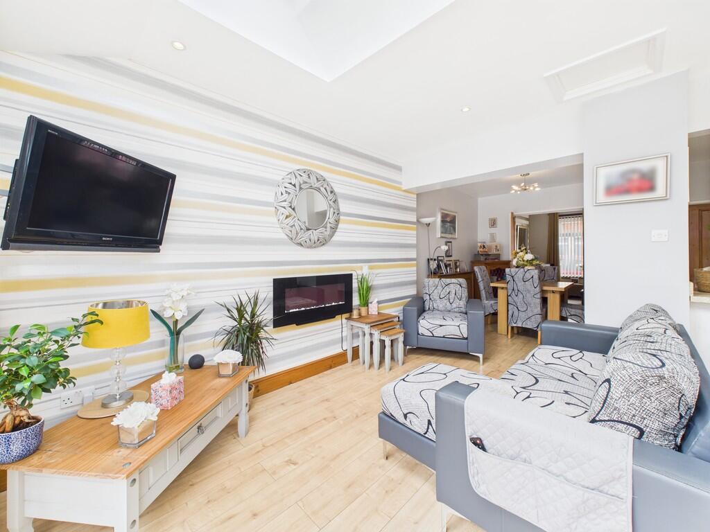 CAM05068G0-PR0040...