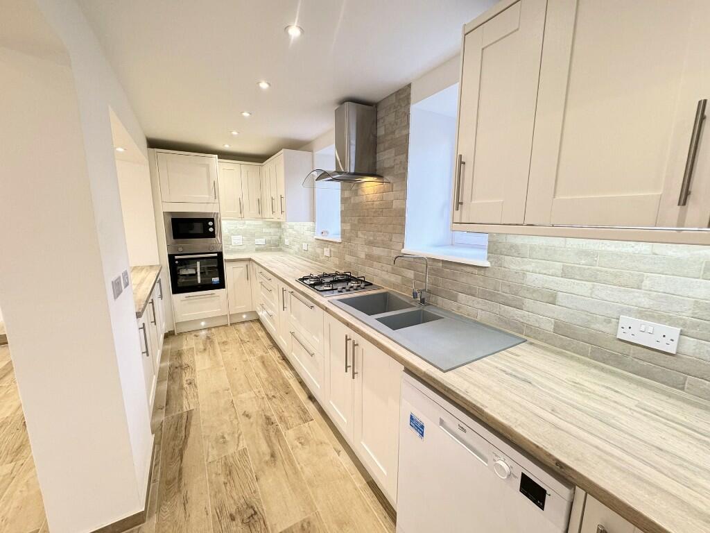 Kitchen 2