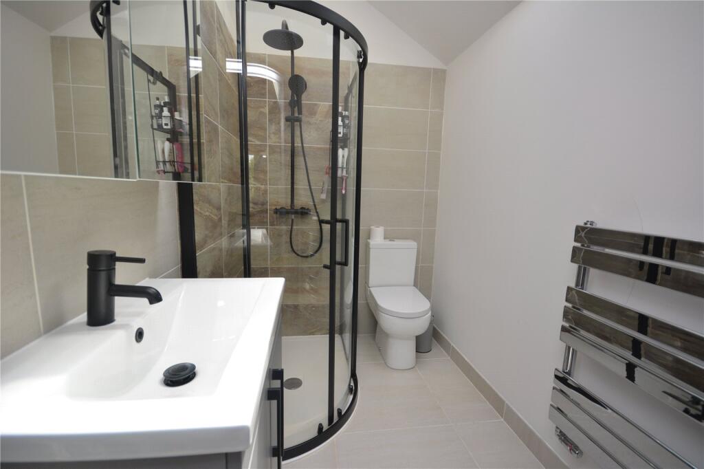 En Suite Shower Room