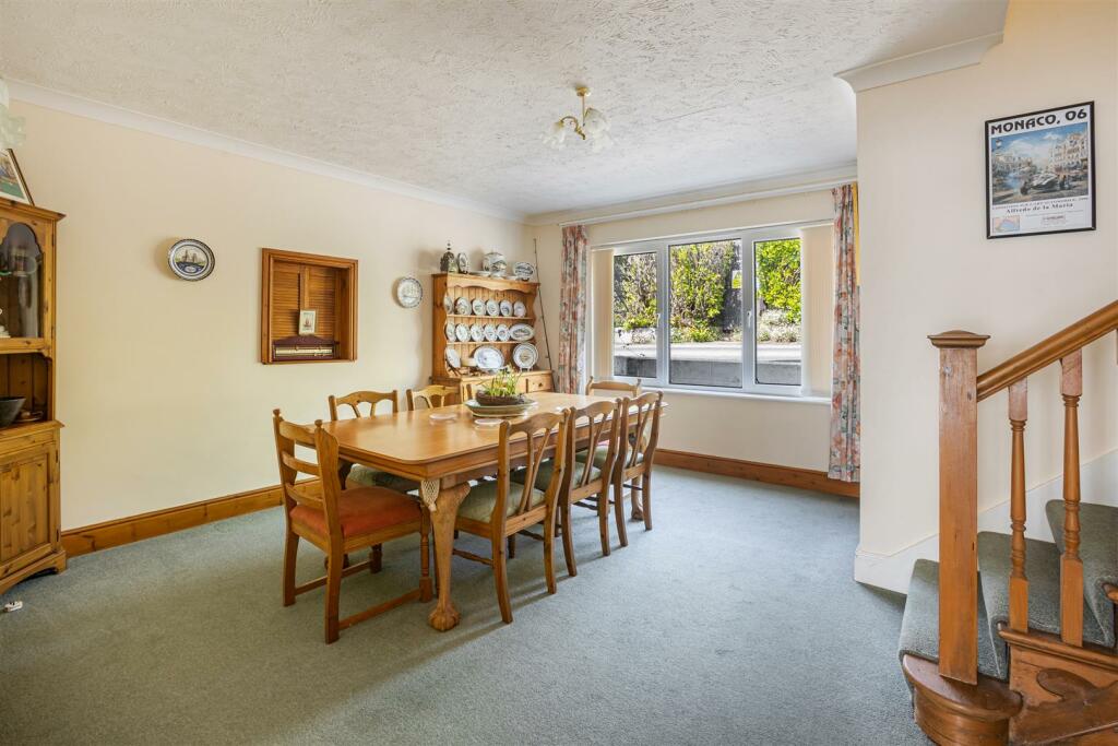 A27 - Briar Cottage Overseas Estate - 230517.jpg