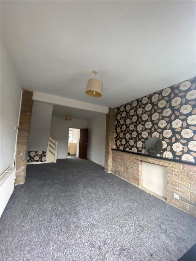 WhatsApp Image 2025-05-13 at 10.02.48_6b40a8ff.jpg