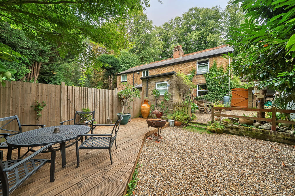 Rear Exterior / Garden