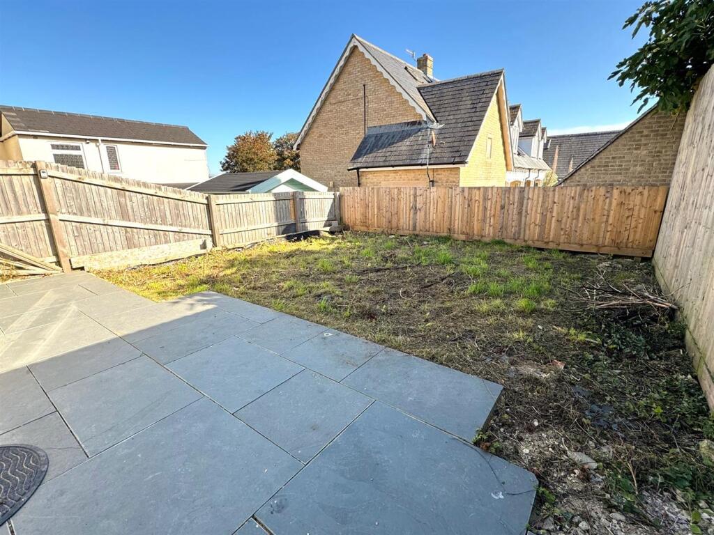 GARDEN.jpg