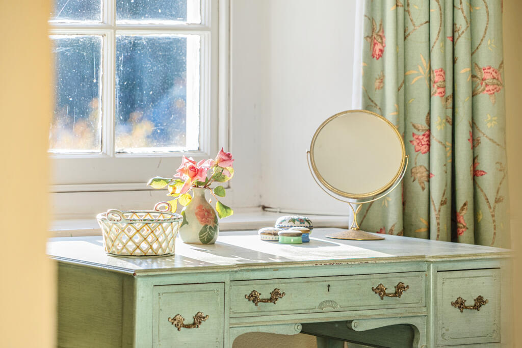 1372752-31-691b6ab8911f2