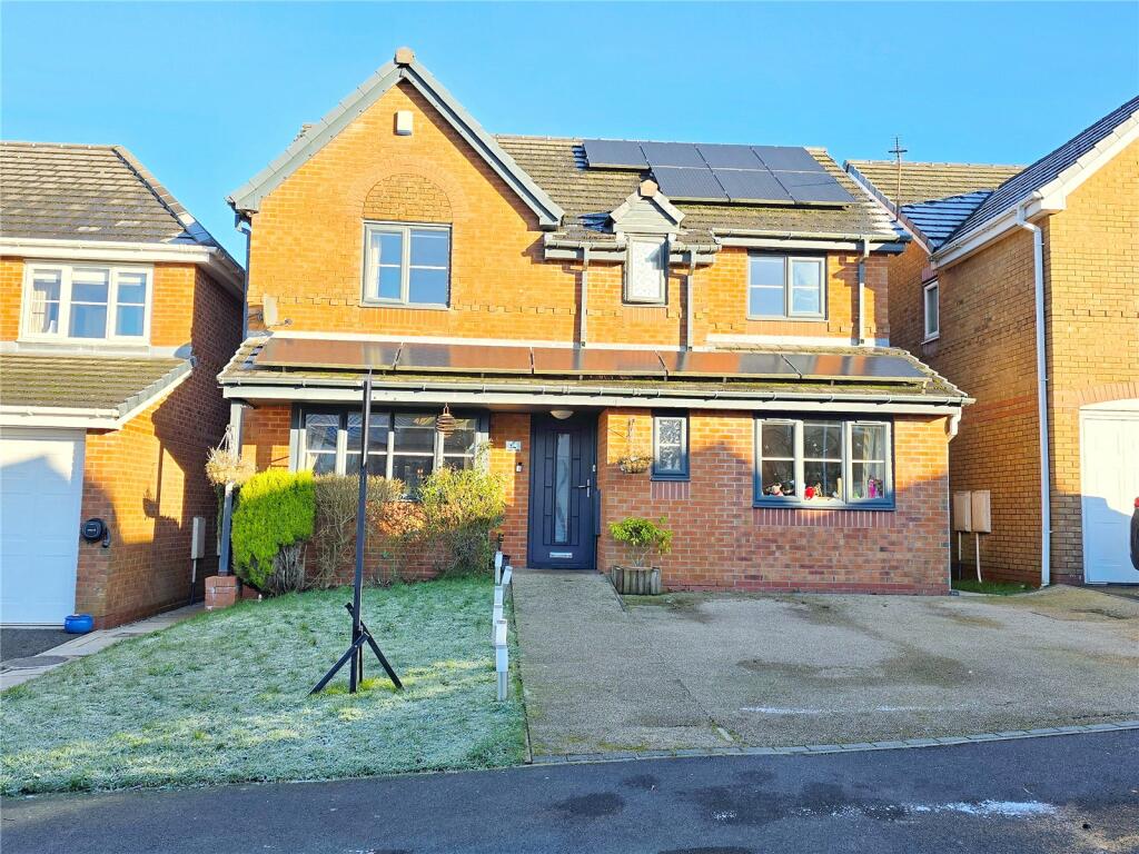 Modern Detached Home