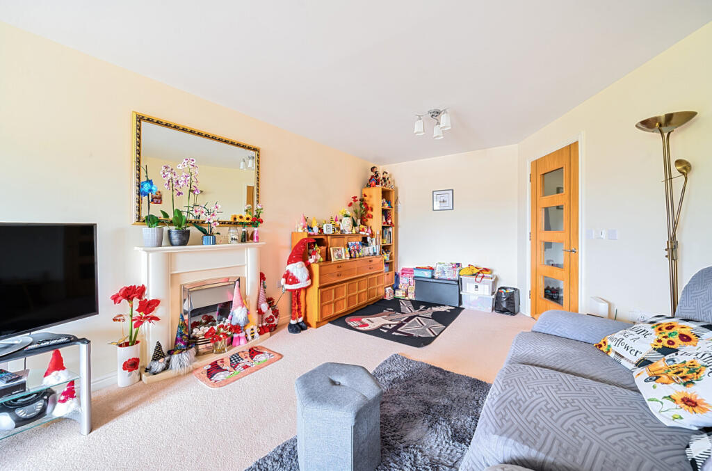 1295316-36-682deb...