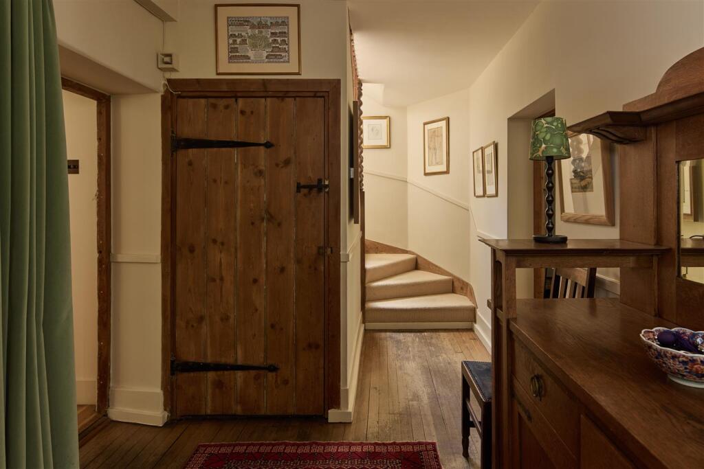 South Parade, W4 - FOR SALE