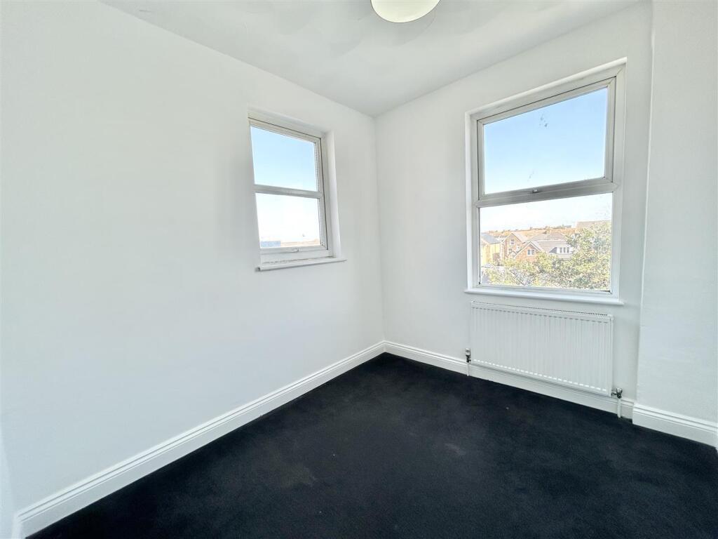 F4 Bedroom 2