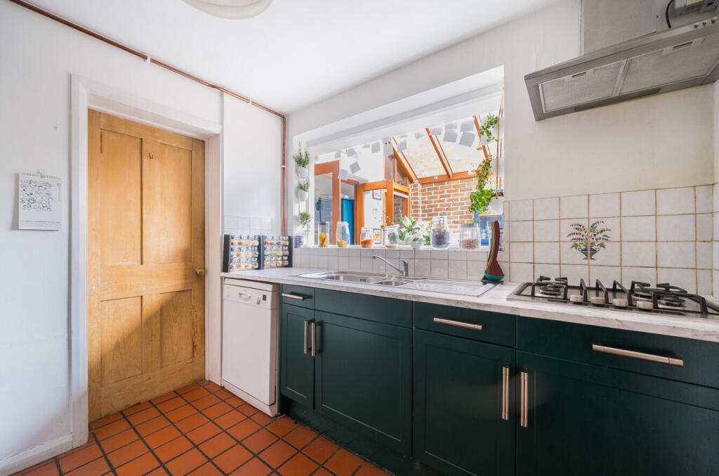 1387282-1-6931ae8...