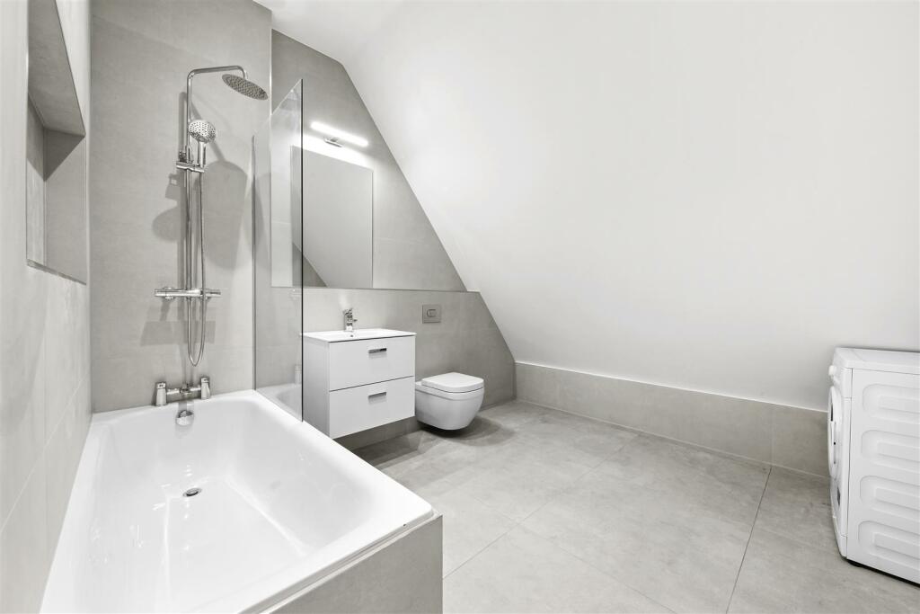 Flats 7, 15-17 Tudor Gardens - FqqUjzlOTssDwdFXeLj