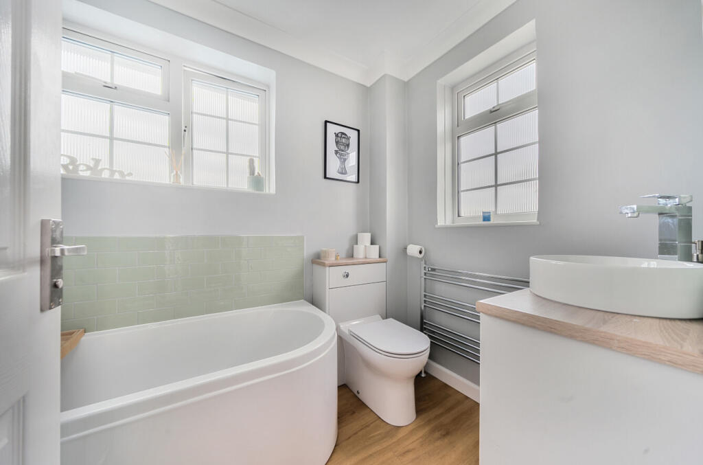 20-6821b635ec30e-...