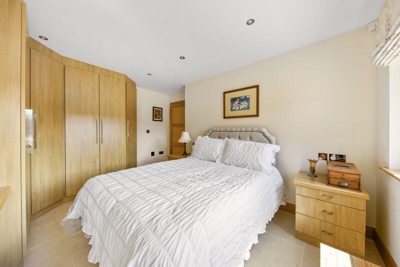 Bed2