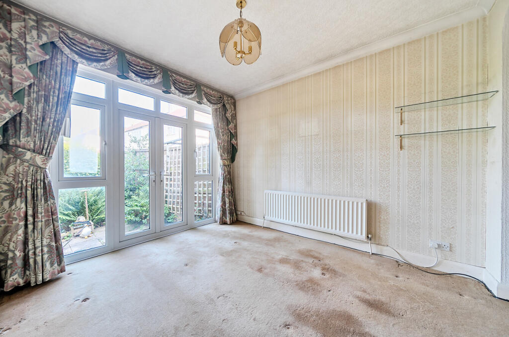 1313997-8-6854748...