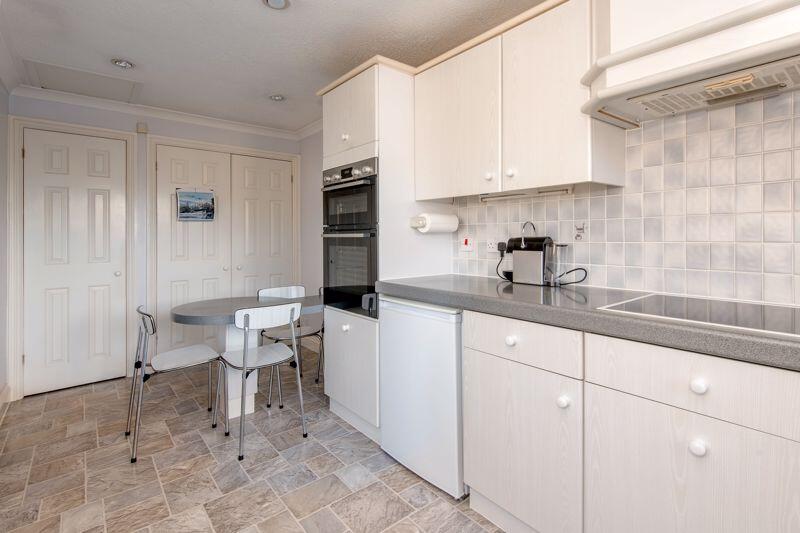 Kitchen/ breakfast room