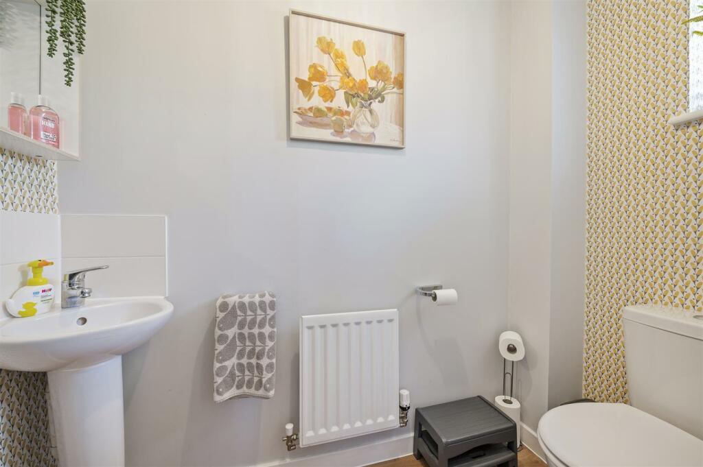 97ManorRdWeb10.jpg