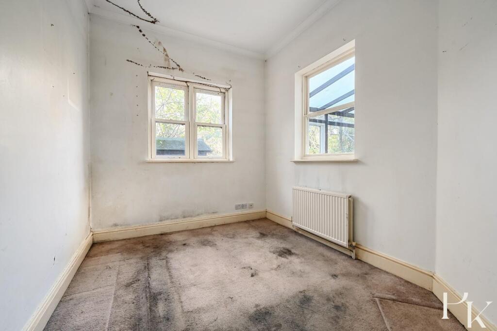 FLAT 2 - 22 SACKVILLE ROAD (3).jpg