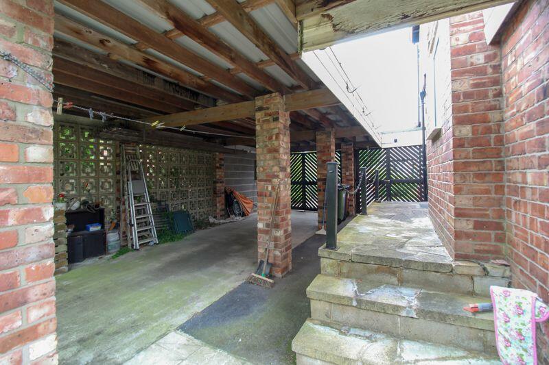 Photo 28