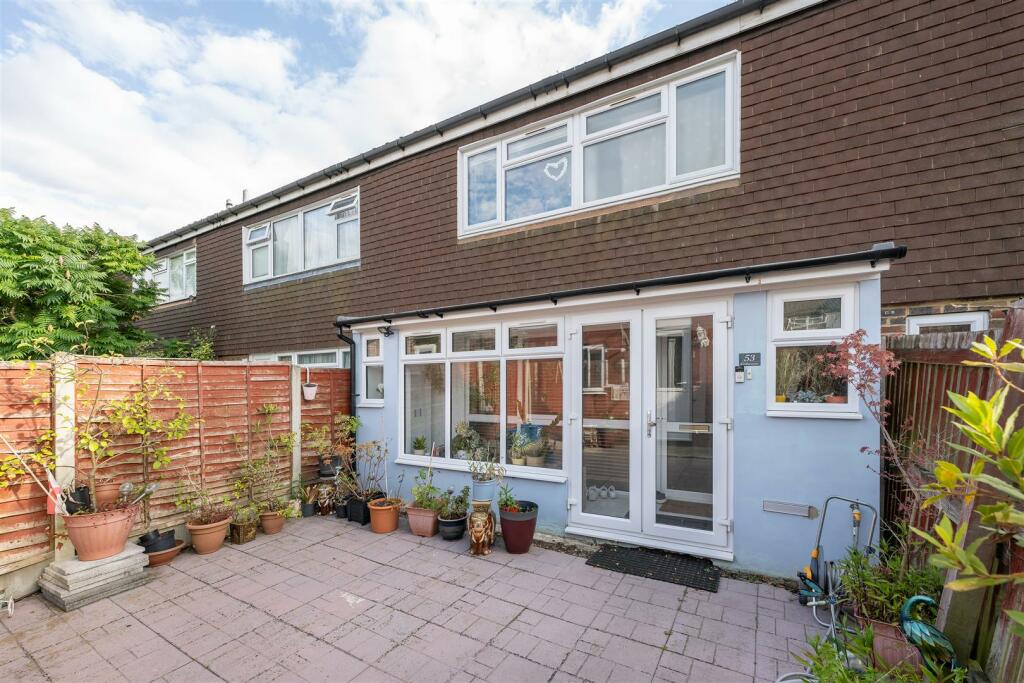 Burford Close