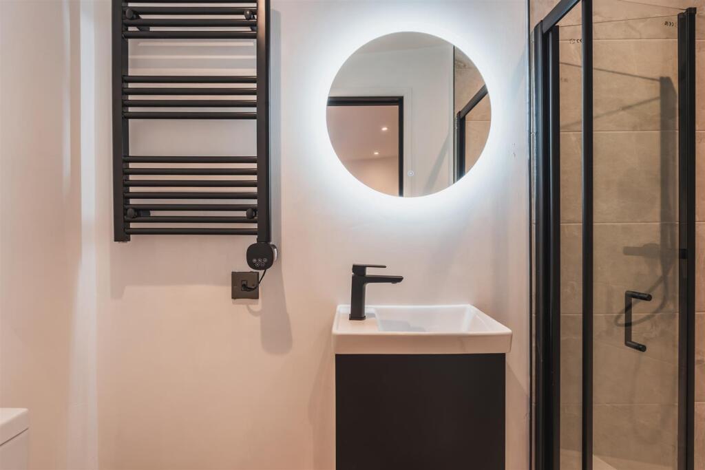 Bedroom 2 En-Suite Shower Room