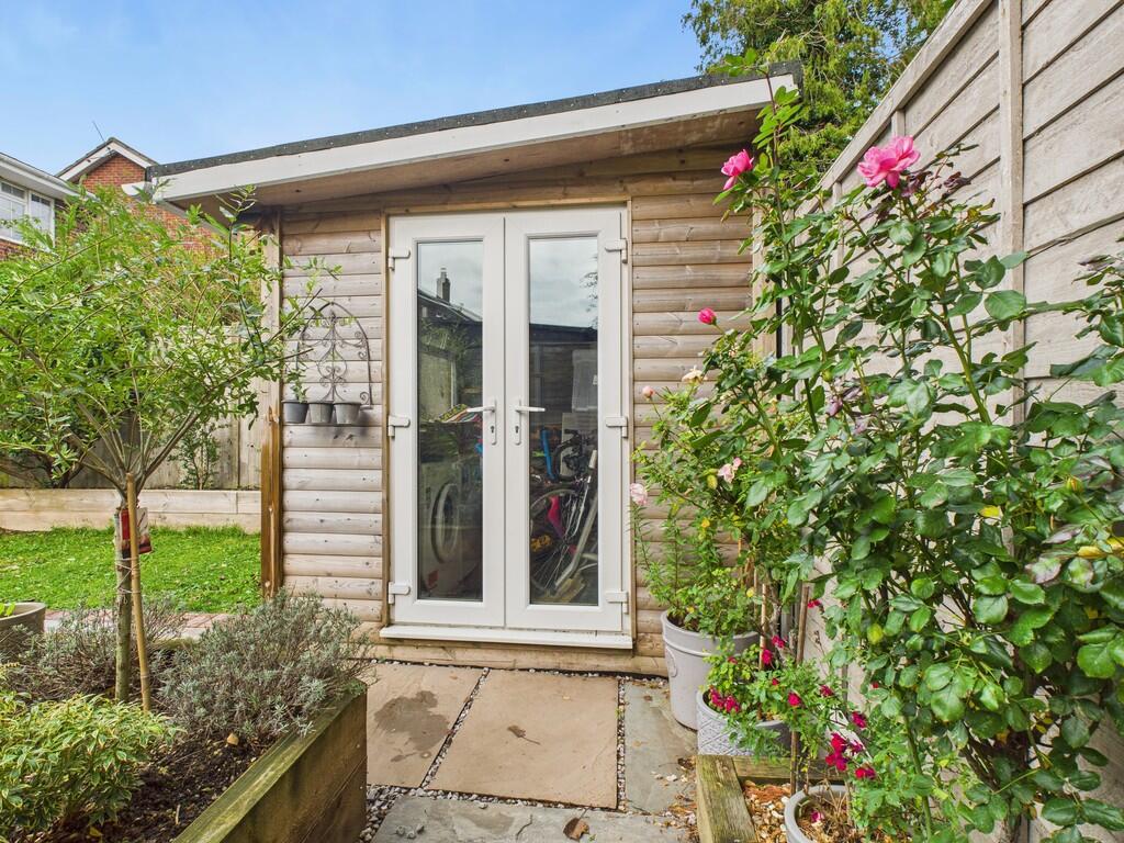 CAM05068G0-PR0059...