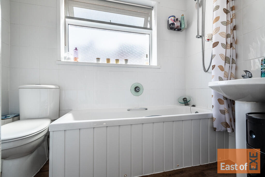 41 Baker Street -...