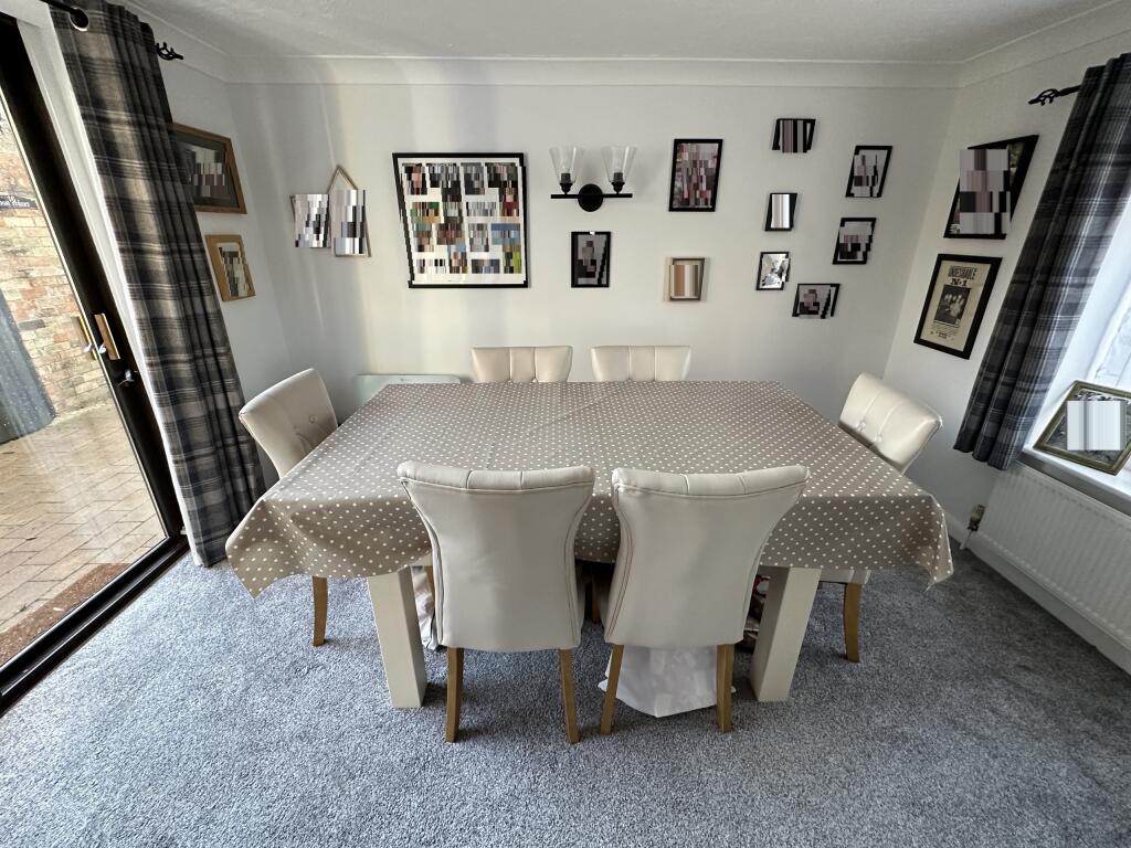 dining.JPG