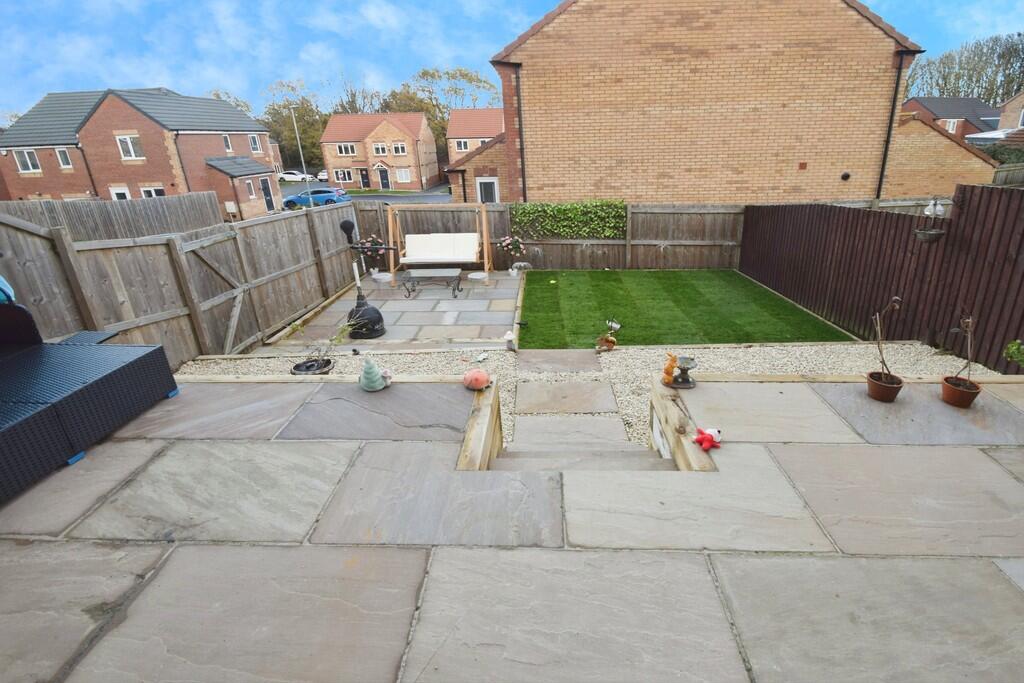 22e76ca9-Garden 2...