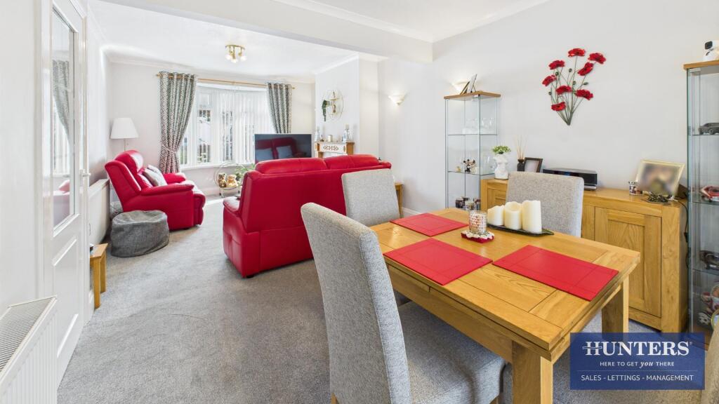 Living Room/Dining Room