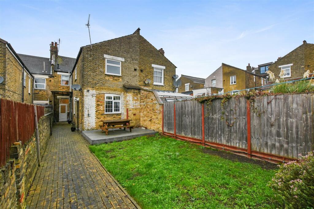 12-af34GCWT - GFF 37 Lushington Road - Rear -Origi