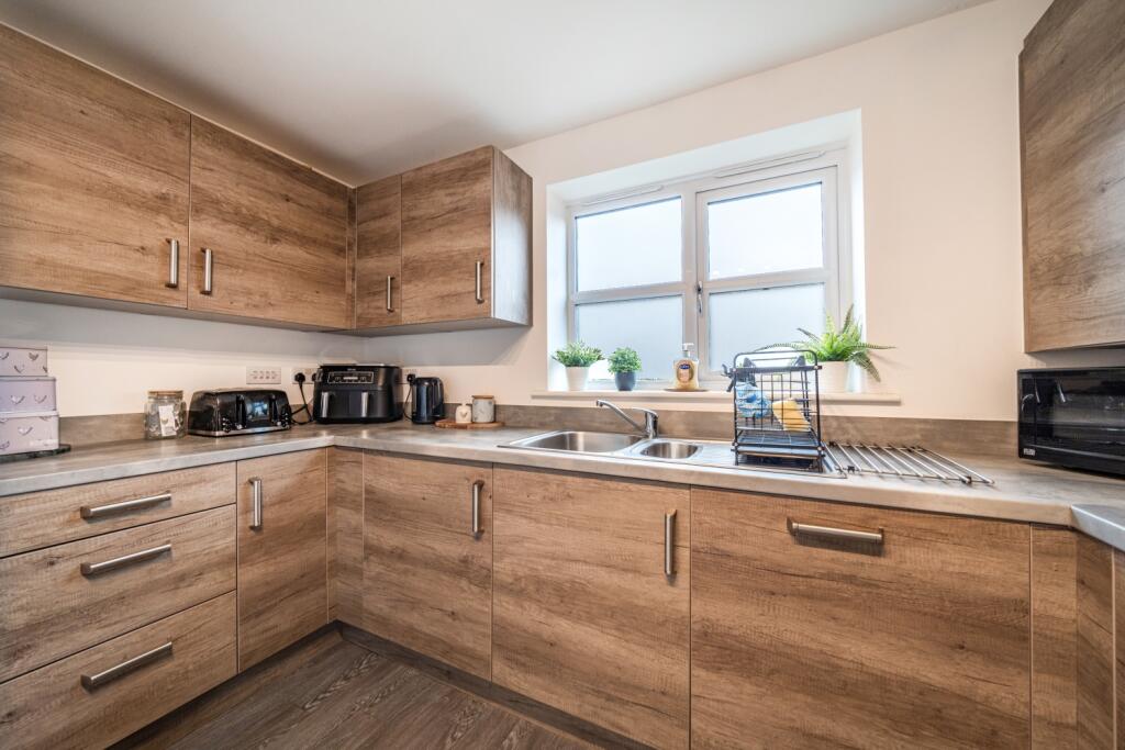 67b7294b28fa7-1250141 (4)