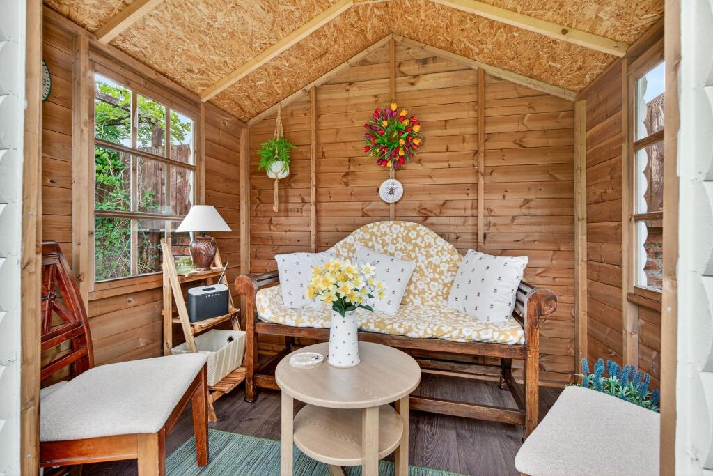 Shed
