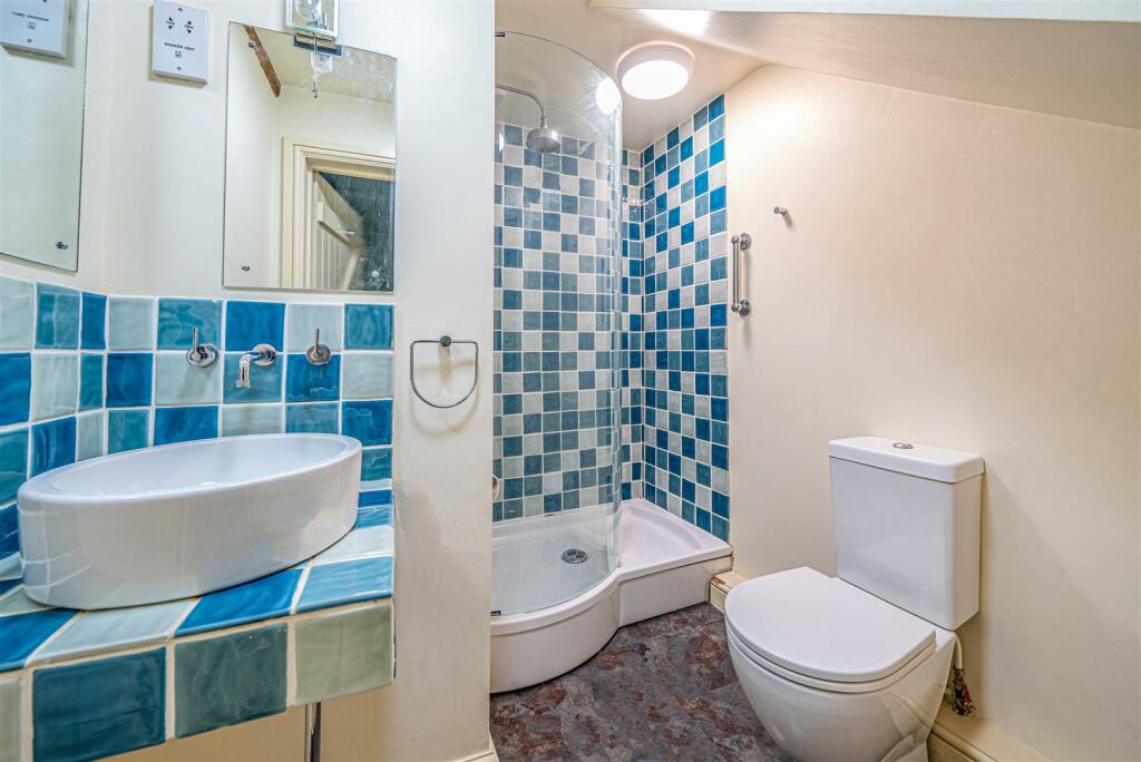 Annex bathroom