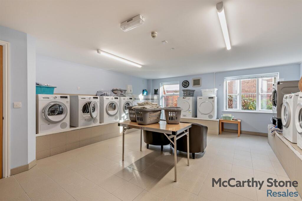 8668941-interior12-800.jpg