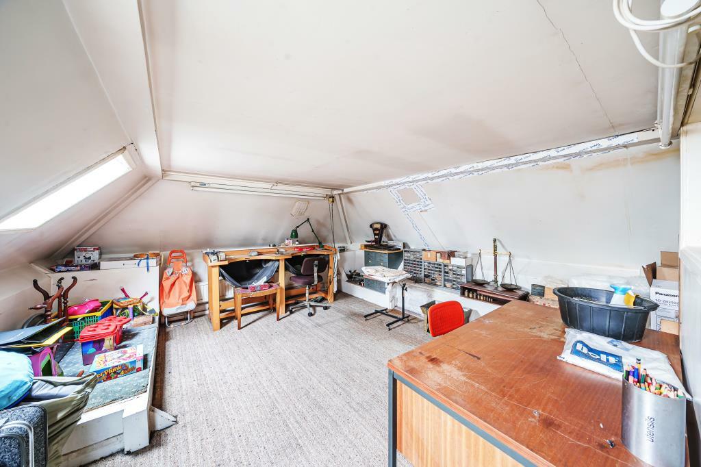 Bedroom/Study