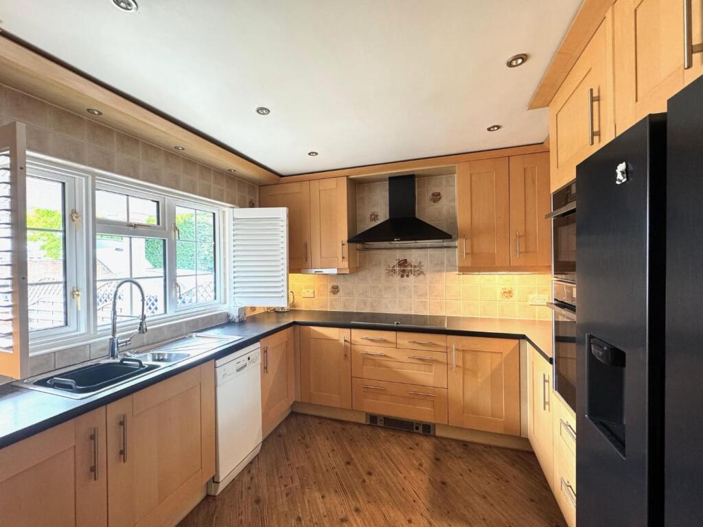 WhatsApp Image 2025-06-25 at 12.08.12_94c5a197.jpg