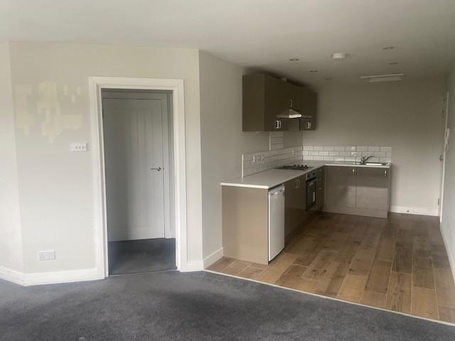 kitchen 1.jpg