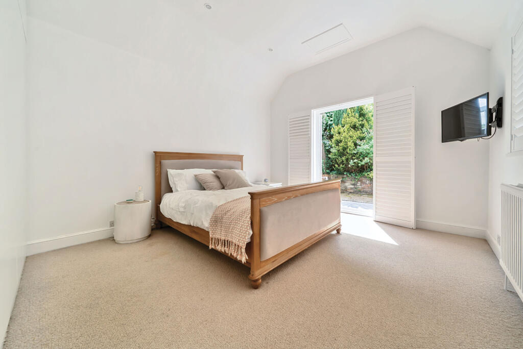 1309756-8-6850257...