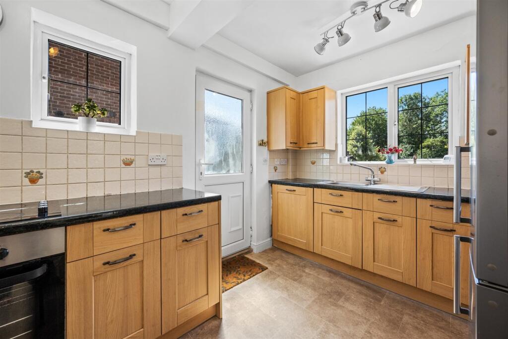 Kitchen/Breakfast Room