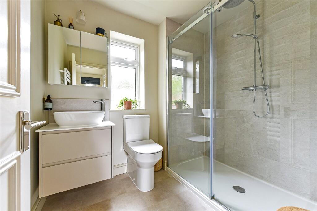 Ensuite