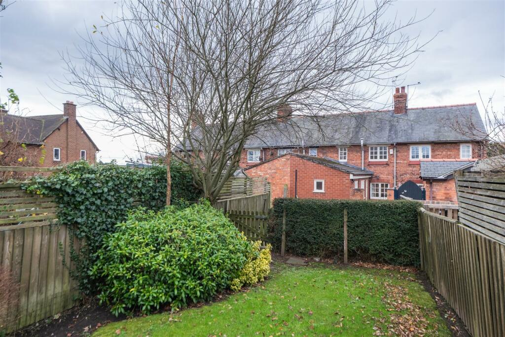 7 Elm Tree Cottages - 26.jpg