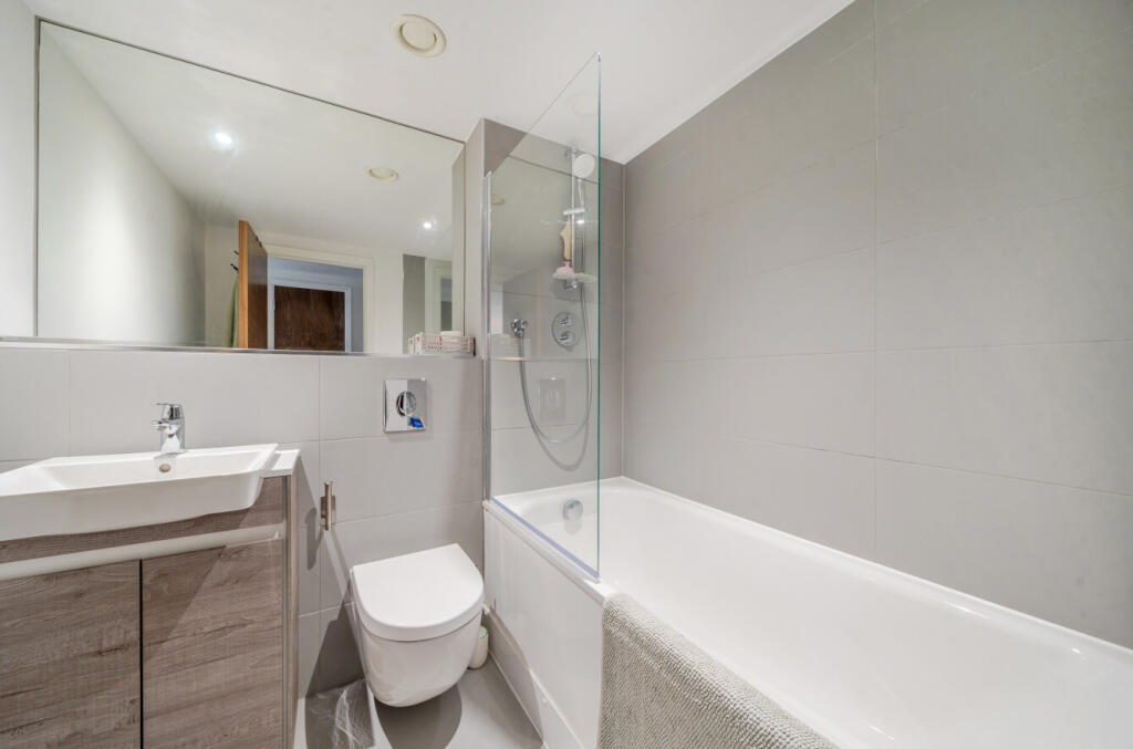 1344471-10-68af49...