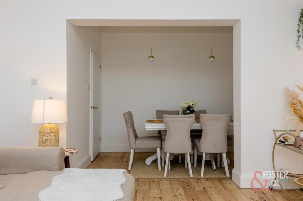 Kingsway, 305, Flat 1-5.JPG