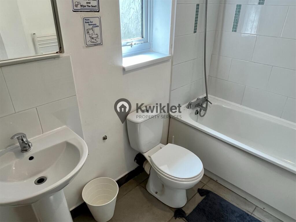 eZy Watermark_04-09-2022_10-41-15pm 1.jpeg