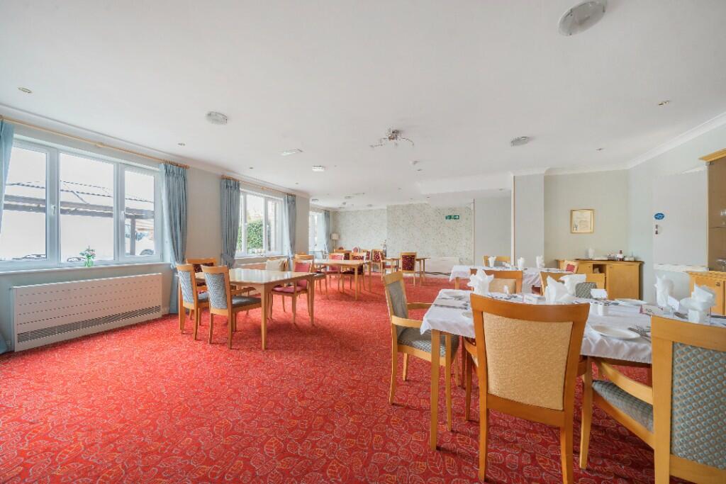 Owners' Dining