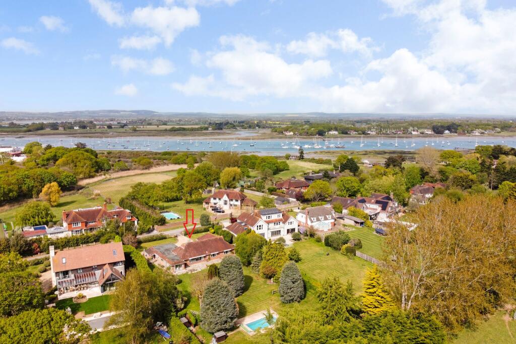 Spinney Lane, Itchenor, PO20